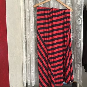 Long casual olive and oak skirt.